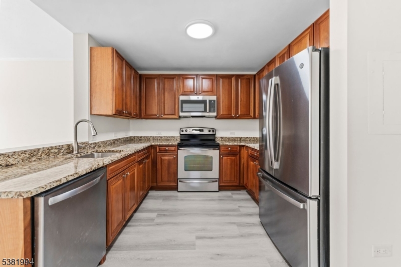 Skyview Condos - Residential