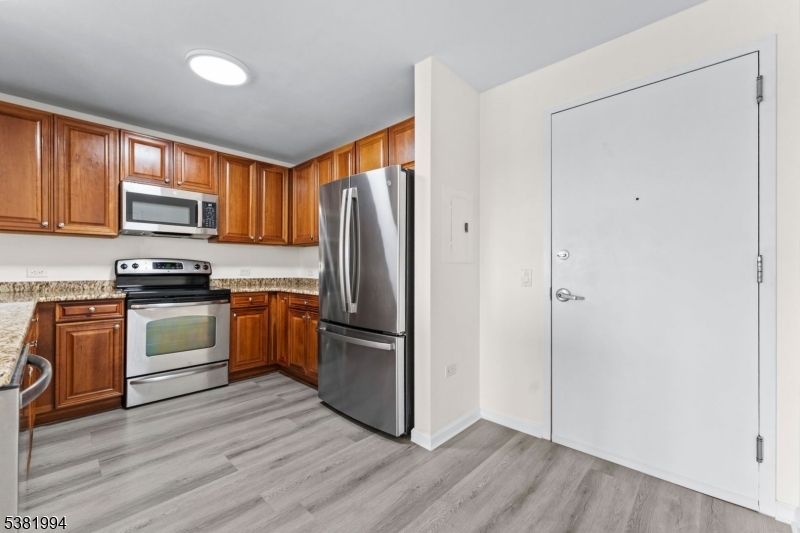 Skyview Condos - Residential