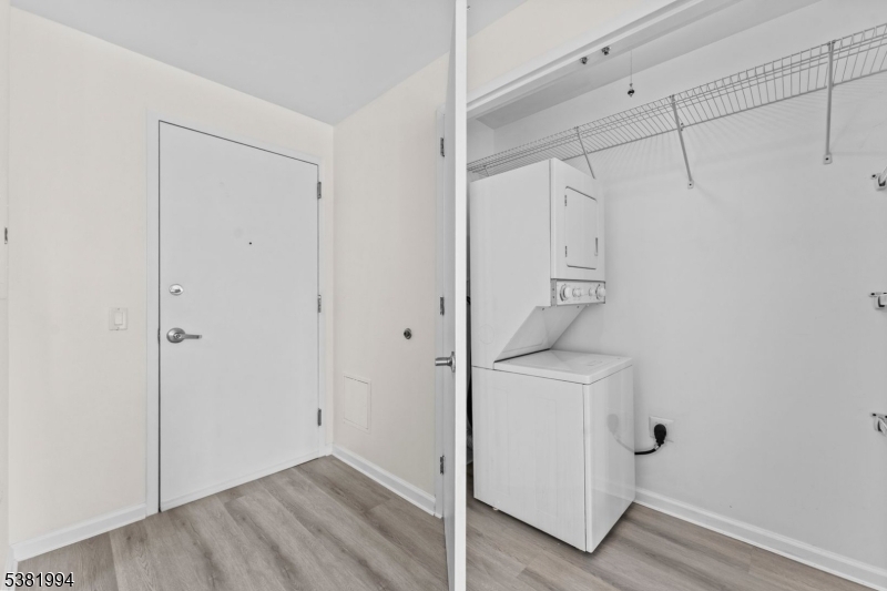 Skyview Condos - Residential