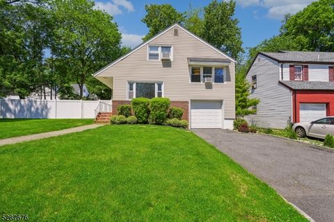 5 Roosevelt Ave, West Orange Twp., NJ 07052 - #: 3905903