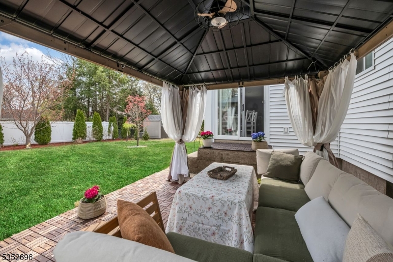 5 Glenfair Rd