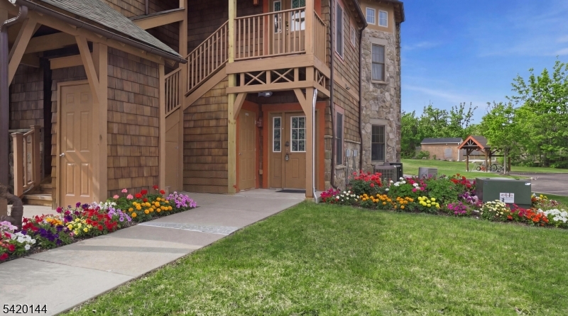 Black Creek Sanctuary - Residential