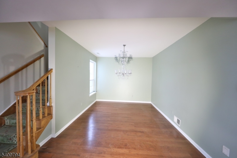 Seasons Glen - Residential