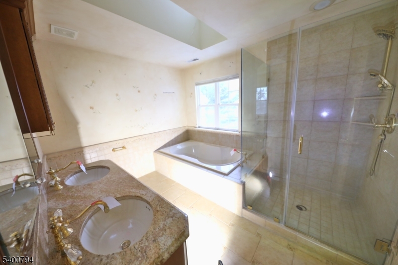 Seasons Glen - Residential