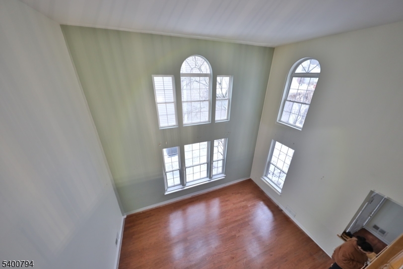 Seasons Glen - Residential