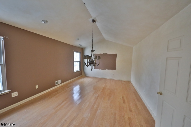 Seasons Glen - Residential