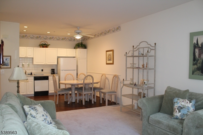 BALD EAGLE COMMONS - Residential