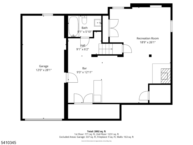 Main image without alt text