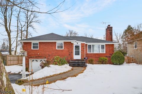 295 Tremont Ave, North Plainfield Boro, NJ 07063 - #: 4010260