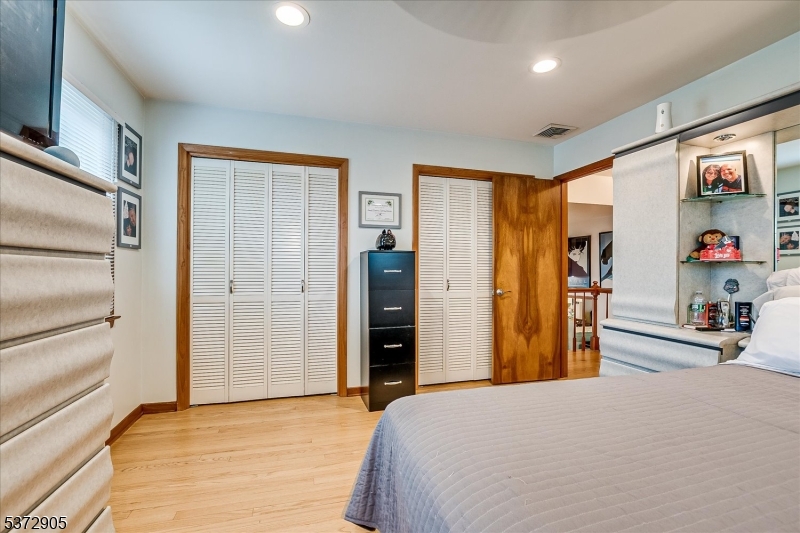 Sunnyside Gardens - Residential