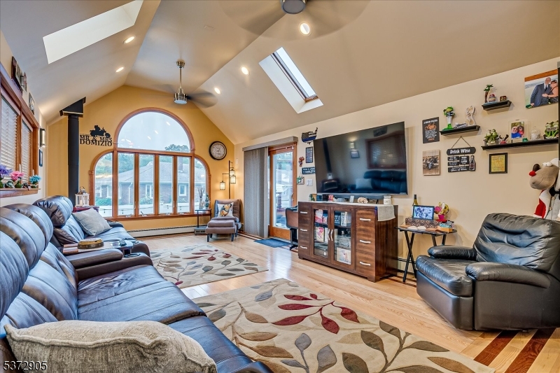 Sunnyside Gardens - Residential