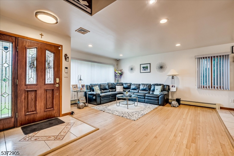 Sunnyside Gardens - Residential