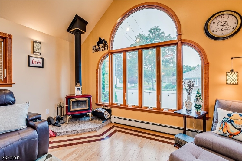 Sunnyside Gardens - Residential