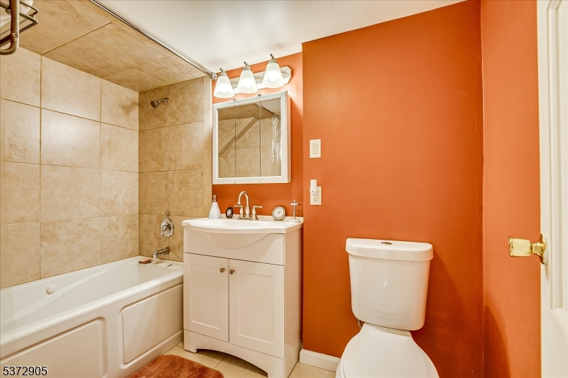 Sunnyside Gardens - Residential