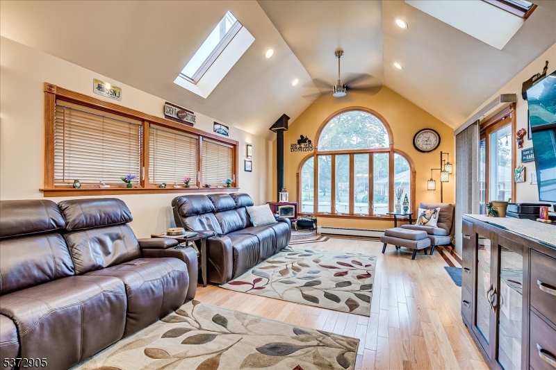 Sunnyside Gardens - Residential