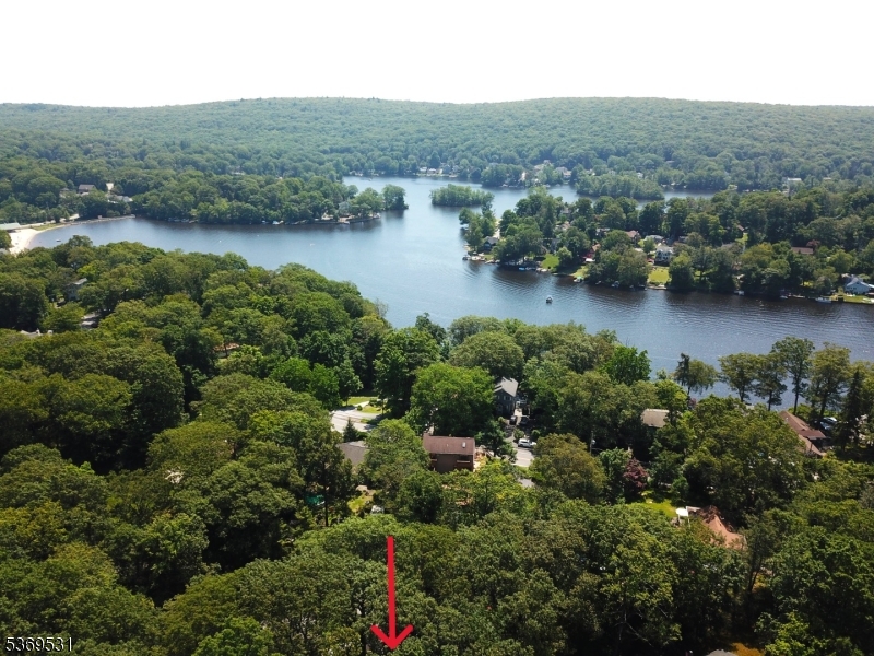 Upper Greenwood Lake - Land