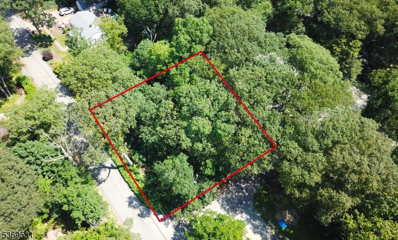 Upper Greenwood Lake - Land