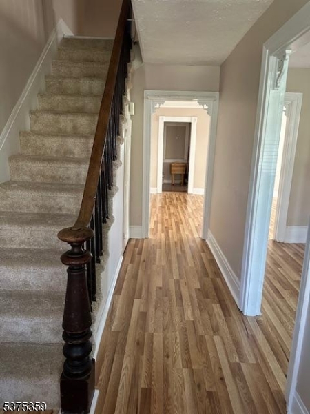 Somerville Boro, New Jersey 08876, United States, 3 Bedrooms Bedrooms, ,1 BathroomBathrooms,Residential,Coming Soon,182695