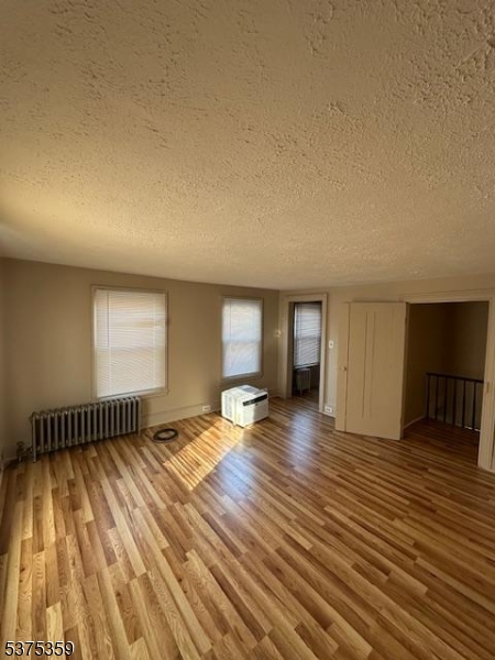 Somerville Boro, New Jersey 08876, United States, 3 Bedrooms Bedrooms, ,1 BathroomBathrooms,Residential,Coming Soon,182695