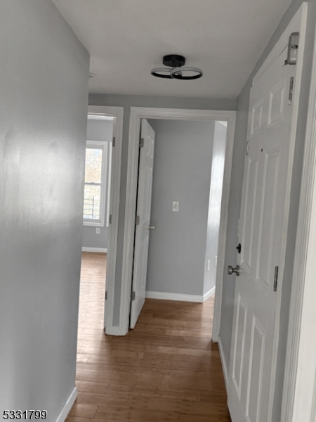Newark City, New Jersey 07112, United States, 3 Bedrooms Bedrooms, ,1 BathroomBathrooms,Residential,Active,19776