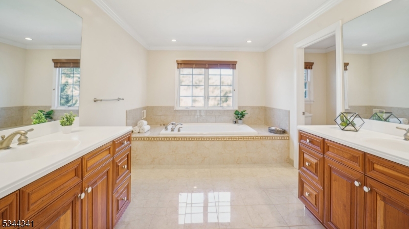 Rolling Hill - Residential