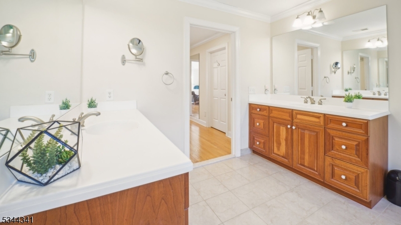 Rolling Hill - Residential