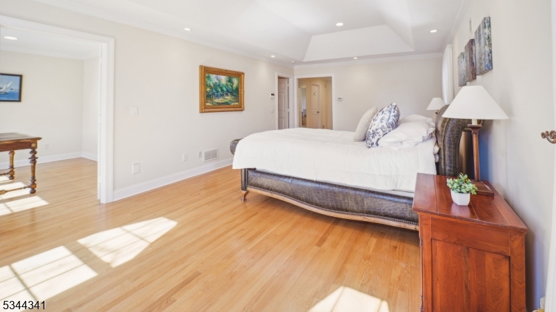 Rolling Hill - Residential