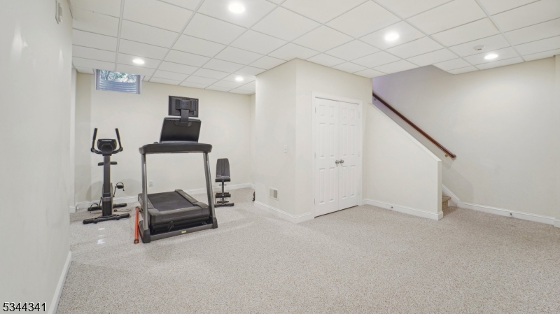 Rolling Hill - Residential