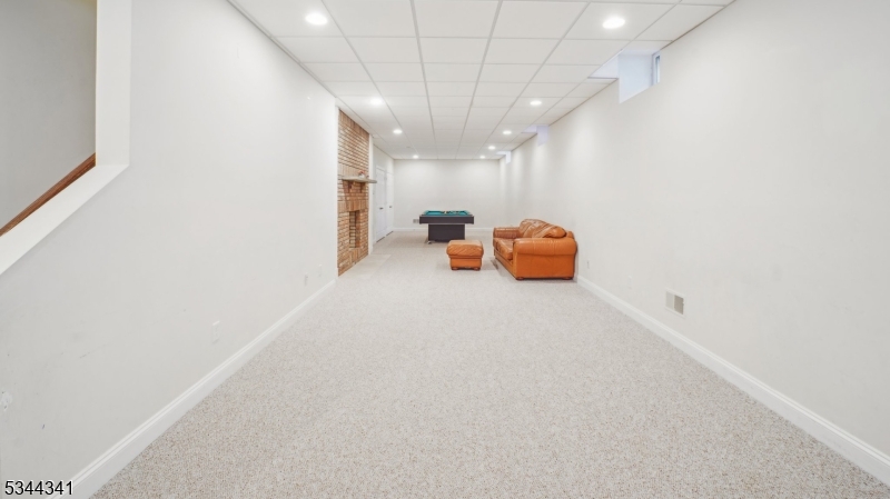 Rolling Hill - Residential