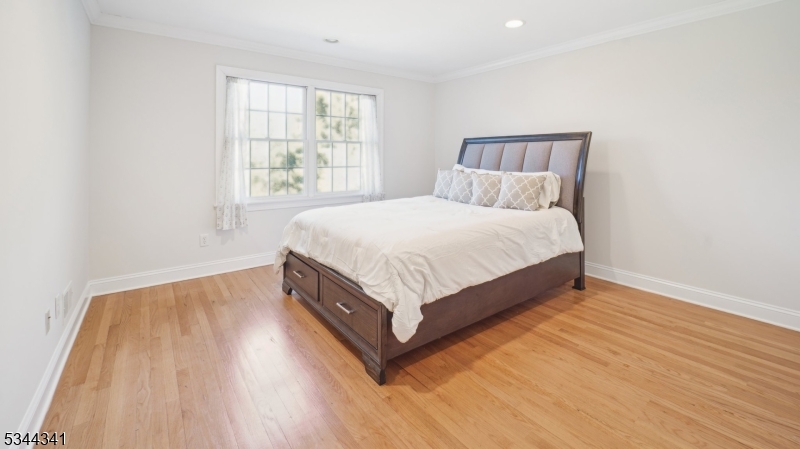 Rolling Hill - Residential