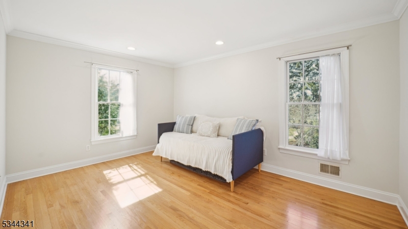 Rolling Hill - Residential