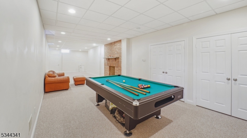 Rolling Hill - Residential