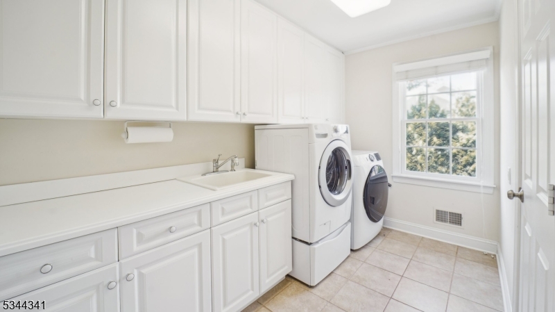 Rolling Hill - Residential