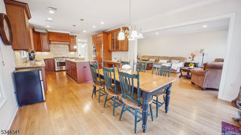 Rolling Hill - Residential