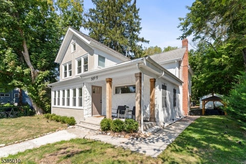 MLS: 4022474
