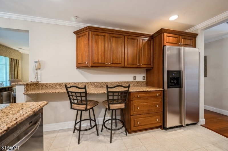 SUTTON WOODS - Residential