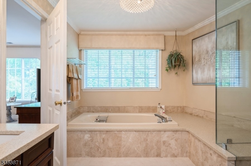 SUTTON WOODS - Residential