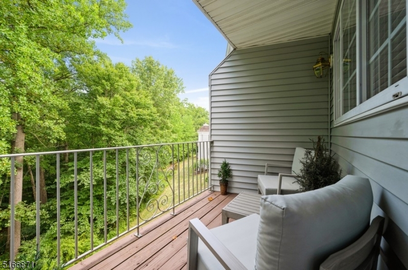 SUTTON WOODS - Residential