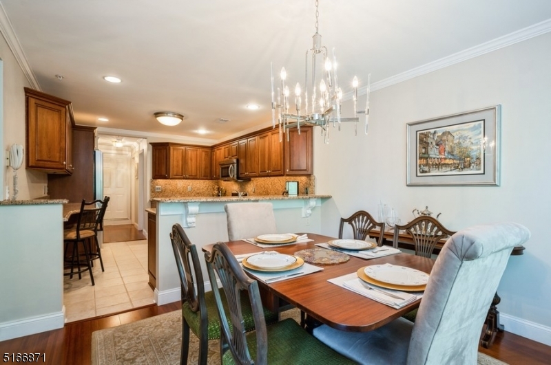 SUTTON WOODS - Residential