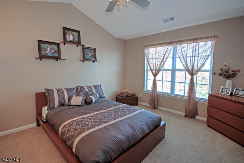 Boulder Ridge - Residential Lease