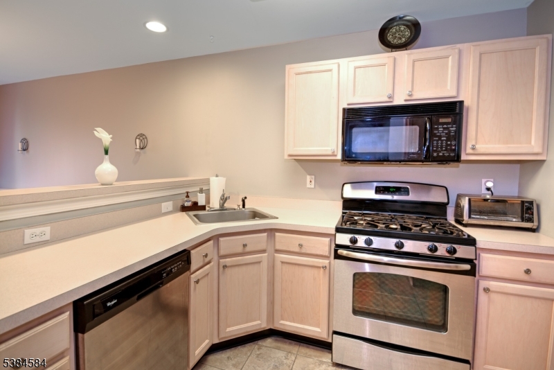 Boulder Ridge - Residential Lease