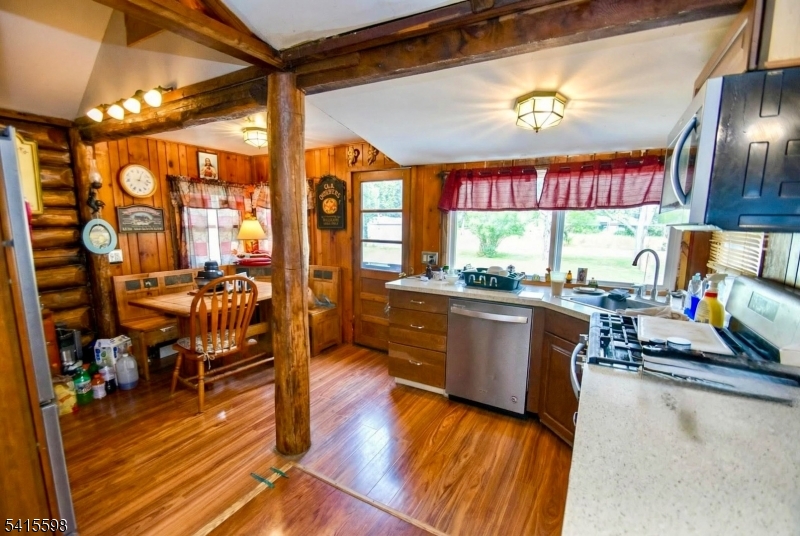 LAKE STOCKHOLM - Residential