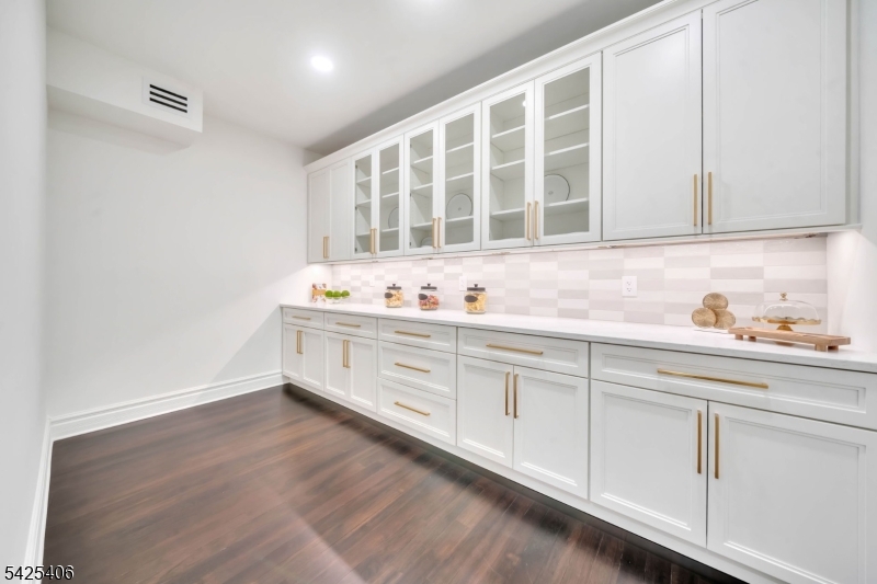 Saw Mill Estates - Residential