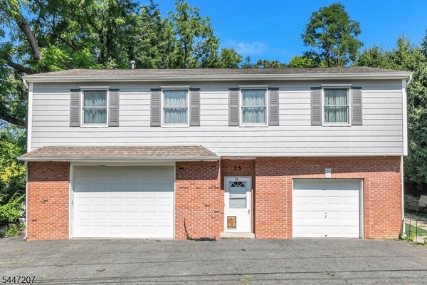 25 GILLETTE RD, GILLETTE, NJ 07933 - Image d6dba301eda0ee59ac8fda7887bdecac/2217245331