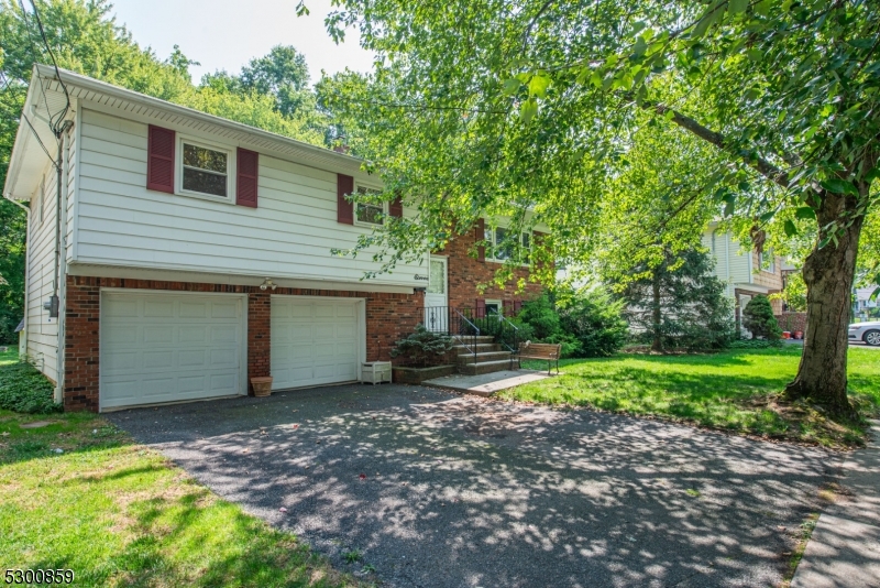 Upper Lake Hiawatha - Residential