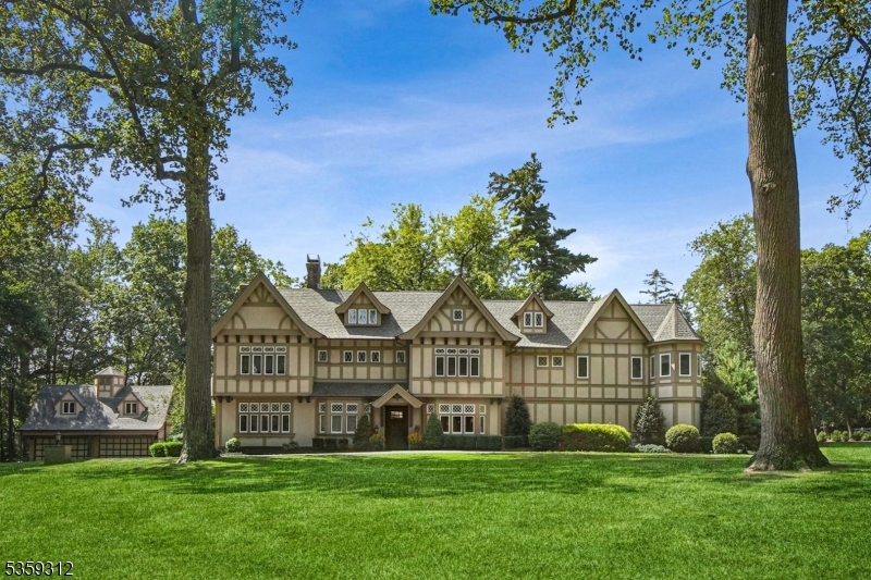 Llewellyn Park - Residential