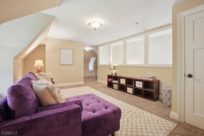 Llewellyn Park - Residential