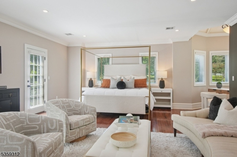 Llewellyn Park - Residential