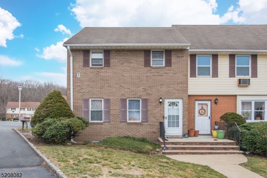 WHY RENT WHEN YOU CAN OWN!!! Check out this 2 bedroom 1 bath approx 1112 square foot end unit, in Mountainview Manor. Close proximity to Route 80 for an easy commute. Laundry on site and common area for BBQ. Hurry this unit won't last long!