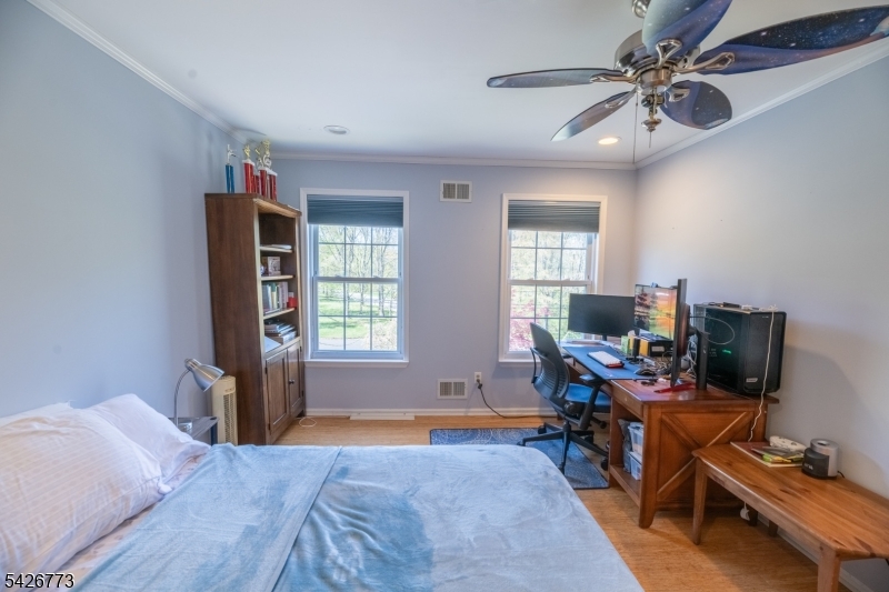 Green Vly Acres Sec 03 - Residential